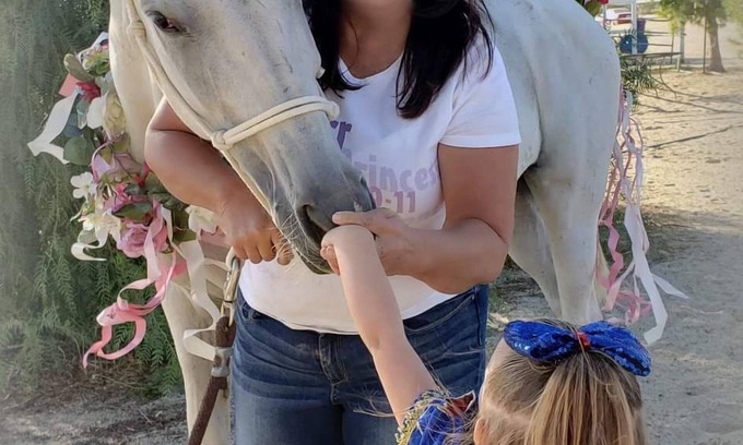 Inyokern Casa | Vacation with the Horses in our Ranch House! Right off Hwy 395