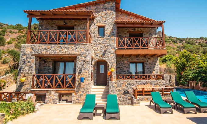 Milatos Casa | Alojamiento de 5 habitaciones en Milatos