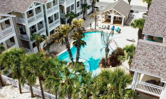 Corpus Christi Condominio | Vacay at the Beach-Spacious Remodeled Townhome