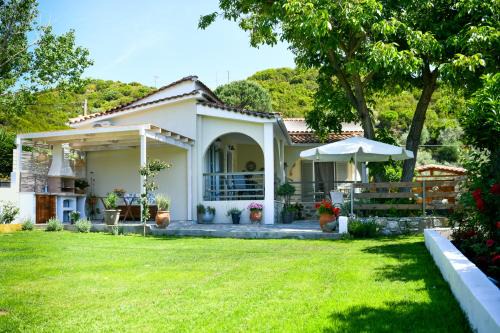 Agia Paraskevi Casa | Vague Summer House