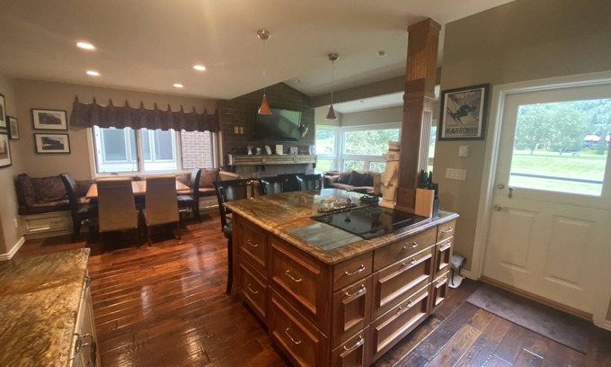 Eagle-Vail Casa | Vail / Beaver Creek Townhome rental