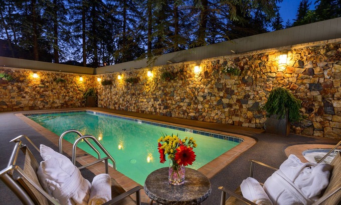 Vail Hotel | Vail's Mountain Haus