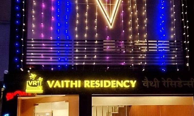 Andheri West Hotel | VAITHI RESIDENCY