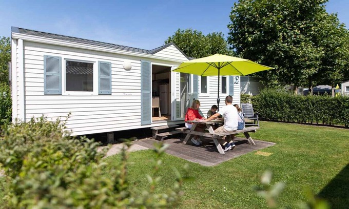 Jabbeke Chalet De Esquí | Vakantiepark Klein Strand - Comfort Chalet 4p H