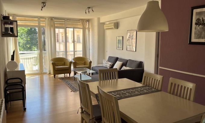 Mestalla Apartamento | València city, quiet, families, homeworking, 3 bed