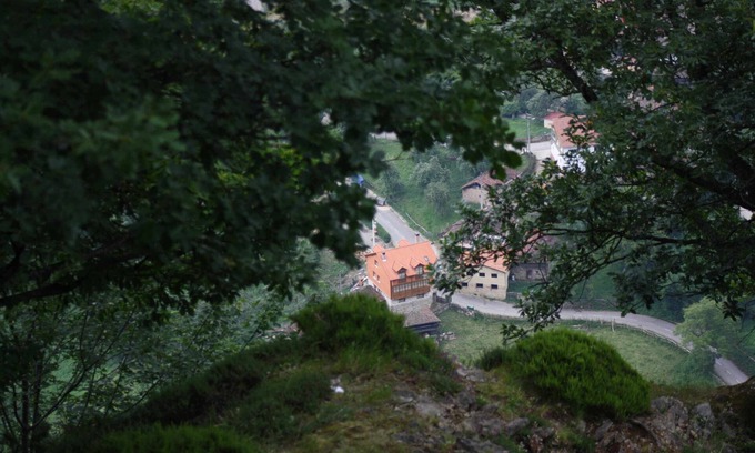 Vigidel Apartamento | Apartamentos Valdecarzana . Braña La Viciella Senda del Oso, 3 km de San Martin.