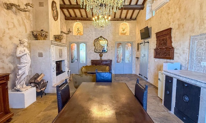 Colle San Valentino Casa | Valentine's Residence