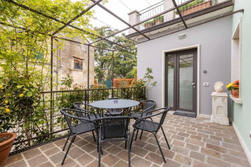 Cisano Apartamento | Valeria Apartment