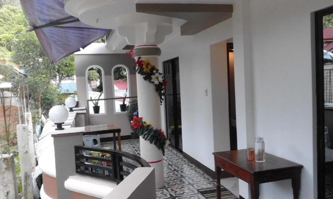 El Nido Hotel | Vali-Joe Travel Lodge