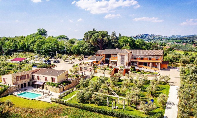 San Gemini Cama Y Desayuno | Vallantica Resort & Spa