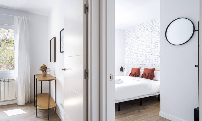 Numancia Apartamento | Olala Vallecano Apartment 3