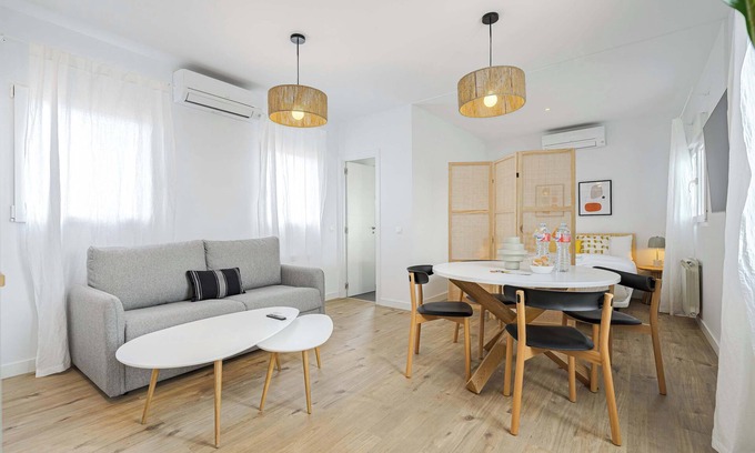 Numancia Apartamento | Vallecano Apartments by Olala Homes
