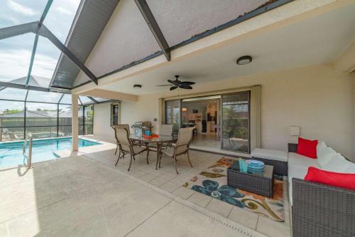 Marco Island Casa | Valley Avenue Getaway Home with Pool