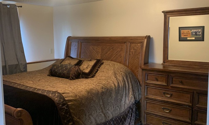 Shakopee Casa | Valley fair, Canterbury, Mystic close