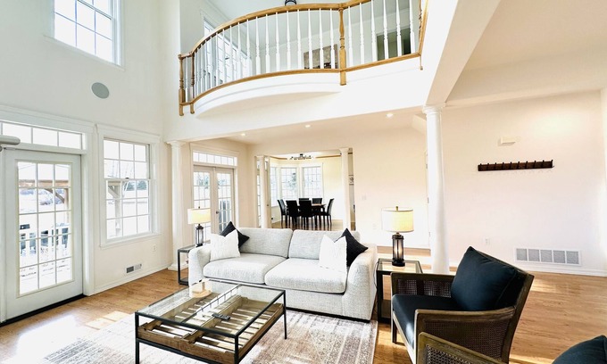 Corvallis Casa | Valley Hill Retreat, Sleeps 14.