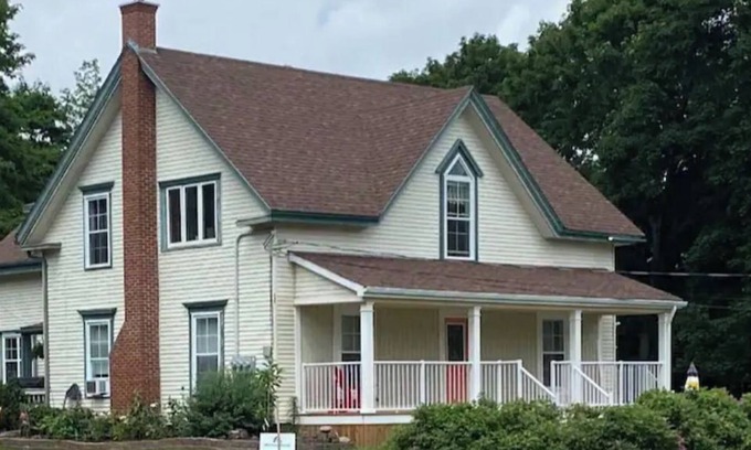 Kentville Apartamento | Valley home in Beautiful Downtown Kentville