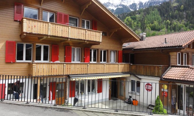 Lauterbrunnen Hostal | Valley Hostel