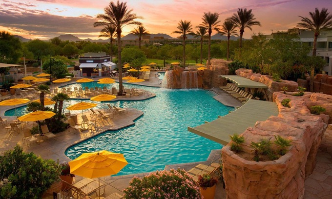 Desert Ridge Complejo | Valley of the Sun's 2BR Canyon Villas at Desert Ridge +Family-friendly amenities