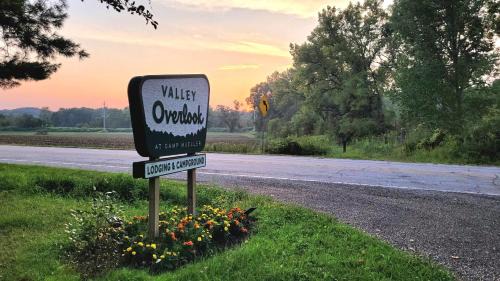 Cuyahoga Falls Otro | Valley Overlook