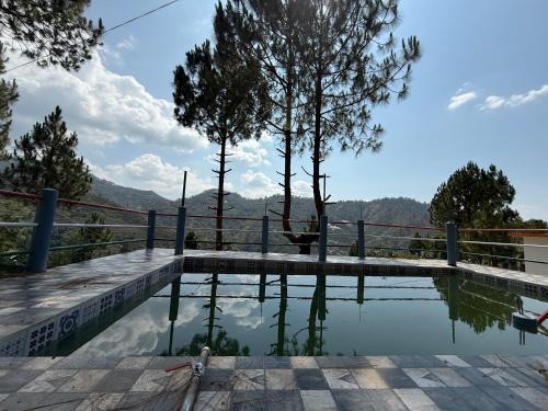 Pauri Complejo | Valley vibes by bahugunas den