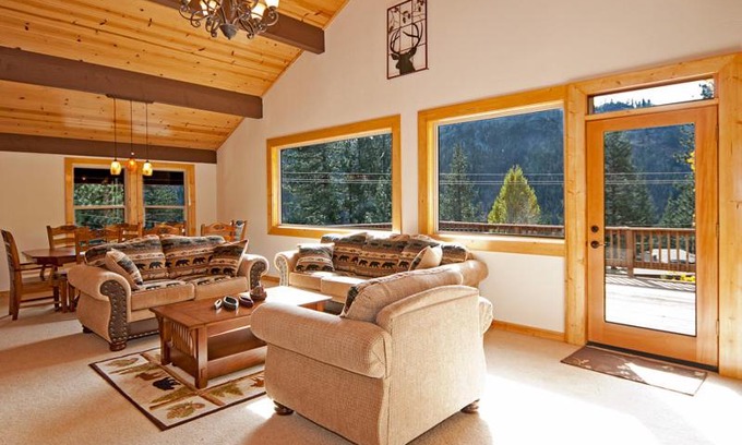 Olympic Valley Casa | Valley View at Palisades -4 BR w Mountain Views, Pet-Friendly, and Close to Village