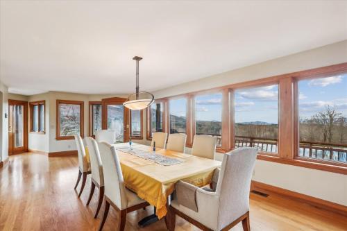 Stowe Hollow Casa | Valley View