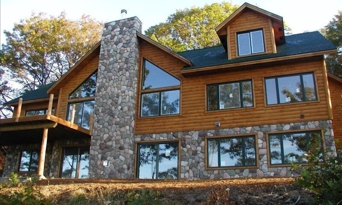 Boyne Falls Cabina | Valleyview Lodge at Boyne Mountain-Sleeps 20!