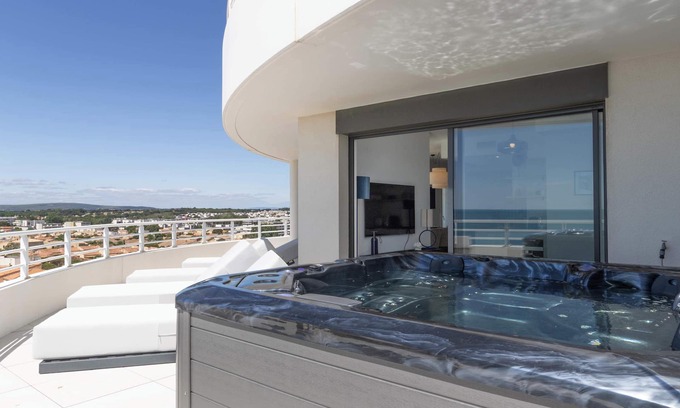 Valras-Plage Apartamento | Valras’Loc Panarea Prestige Duplex – Private Spa