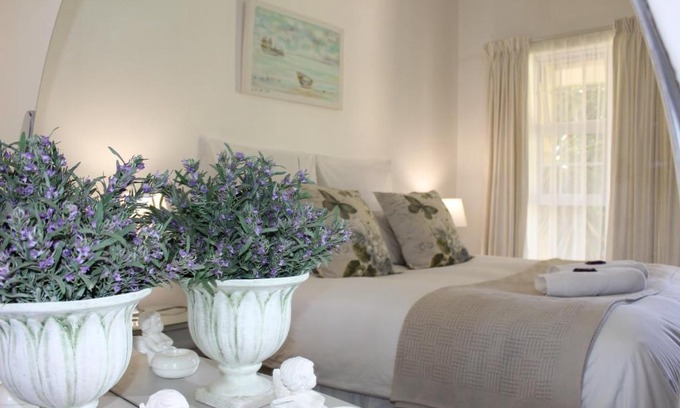 Oudtshoorn Casa | van Biljon Cottage No Loadshedding