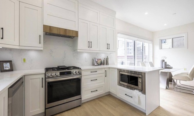East Side Casa | Vancouver home close to downtown