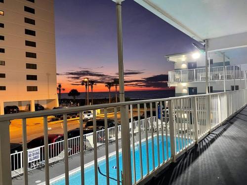 Myrtle Beach Hotel | Vancouver Motel
