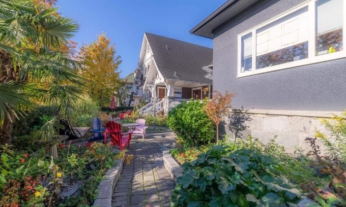 Mount Pleasant Casa | Vancouver west guesthouse