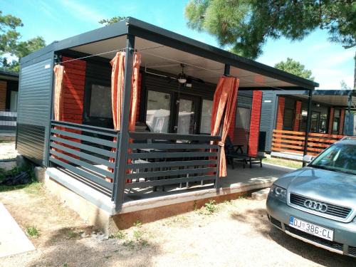 Privlaka Otro | Vanessa Mobile Homes