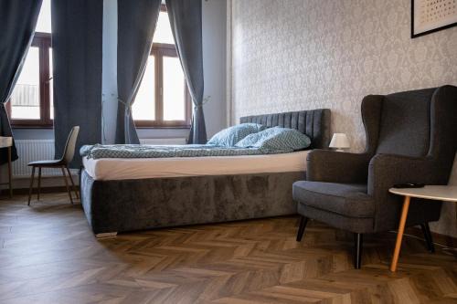 Kosice Old Town Apartamento | Varady's apartment with private parking