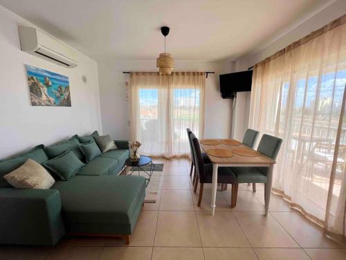 Portimao Apartamento | Varandas d Agua apartment with spectacular balcony