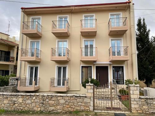 Kalavrita Apartamento | Varvitsiotis Studios