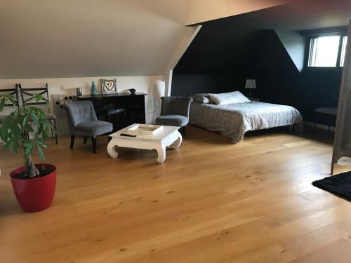 Brequigny Cama Y Desayuno | Vaste Chambre Privée proche du Centre de Rennes