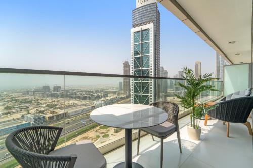 Downtown Dubai Apartamento | VayK - Spacious 2BR Inside Hotel with Full Amenities and Restaurants