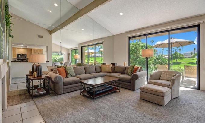 Palm Desert Casa | VB607 - Palm Getaway - Meredith Lodging