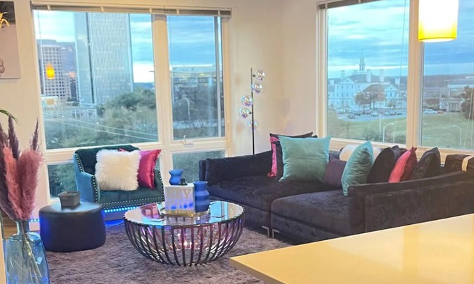 North Chesterfield Casa | VCU + Downtown + VIEW