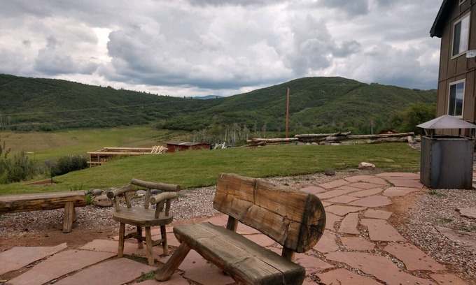 Collbran Casa | Vega lake Retreat - a unique mountain escape with all four seasons!
