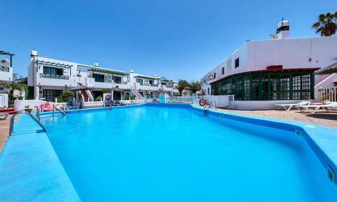 Matagorda Chalet De Esquí | Vela Azul POOL & TENNIS - free AC &Good WIFI- Smart TV