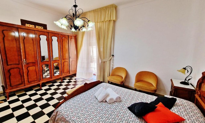 Pinos del Valle Casa | Velez Nazari Casa Molina