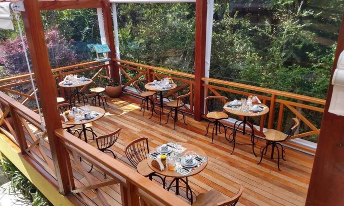 Monte Verde Hotel | VELINN Pousada Flor da Montanha