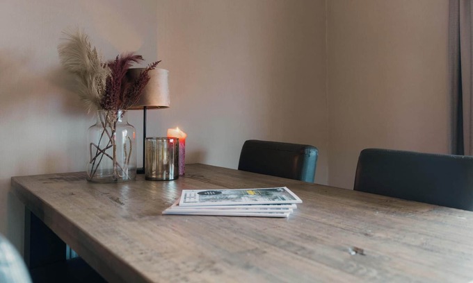 Voorthuizen Chalet De Esquí | Veluwe lounge for four people