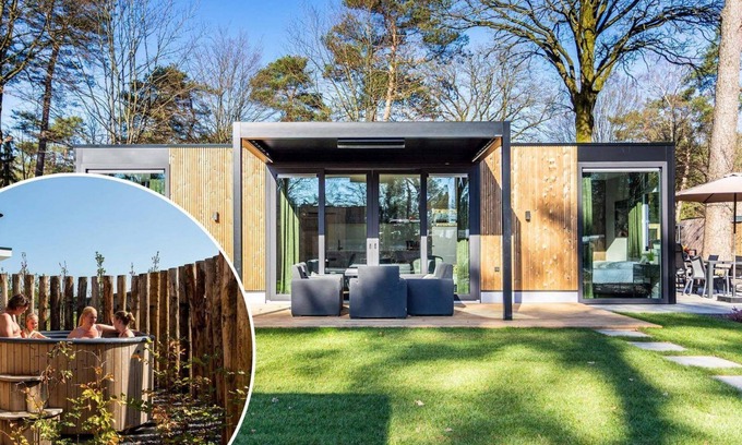 Beekbergen-Zuid Chalet De Esquí | ✓ Veluwehoeve at Recreatiepark Beekbergen ✓ Holiday home for 4 persons ✓ Located in Beekbergen (Gelderland) ✓ Holiday park on the Veluwe ✓ Book directly through the park