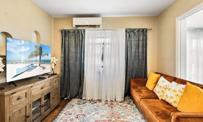 Historic Uptown Casa | Velvet Sky Retreat