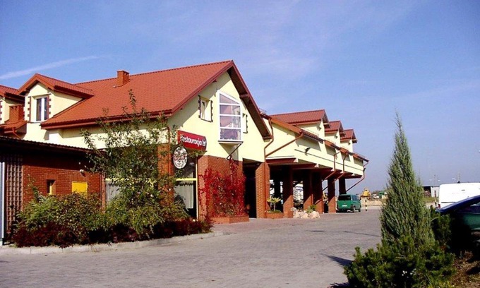 gmina Malanow Hotel | VENA Noclegi Restauracja Sala Bankietowa