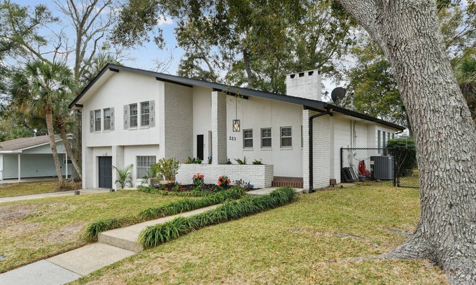 Gulfport Casa | Venetian Garden Retreat with Arcade Games & Hot Tub