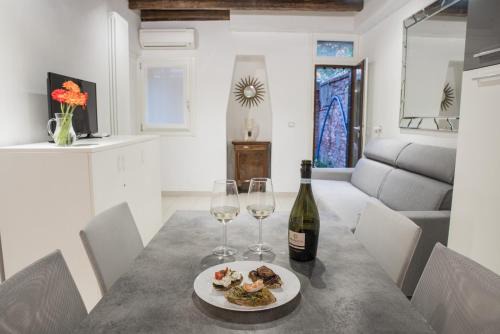 Molina Apartamento | Venetian Mood private apartment